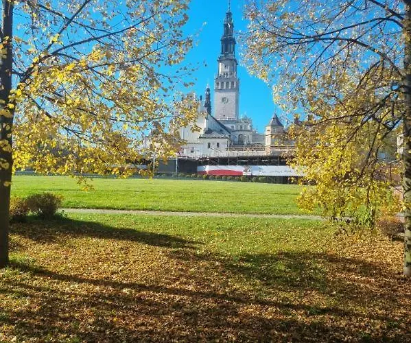 Rajca Room's - Przy Jasnej Gorze Maison d'hôtes Częstochowa